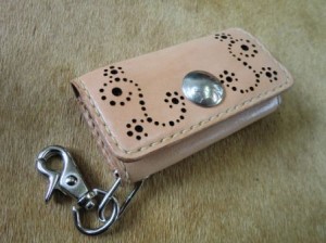 唐草キーケースー1