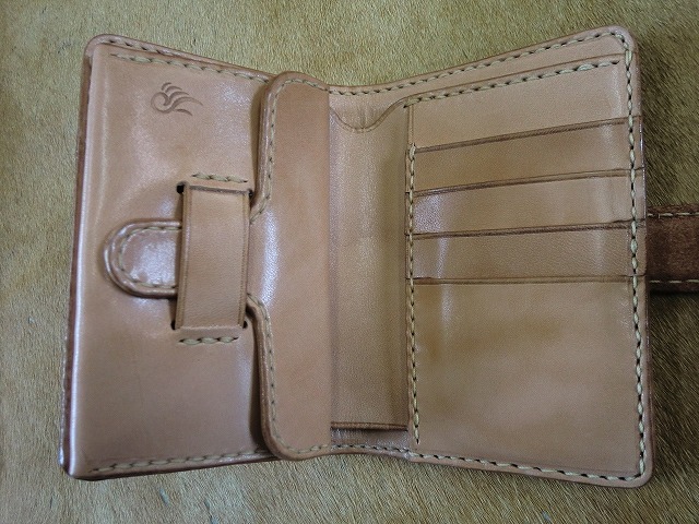 差し込みミドルウォレット | 革工房ホークフェザーズ