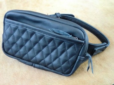 ボディーバック黒-1