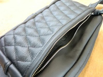 ボディーバック黒-5