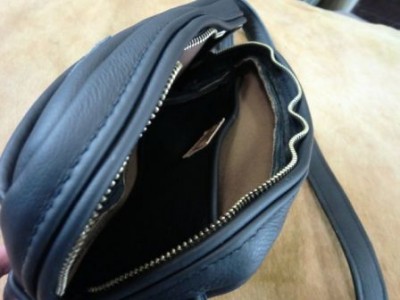 ボディーバック黒-4