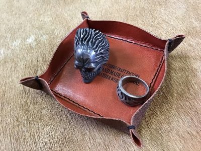 アクセサリートレー/本革トレイ | 革工房ホークフェザーズ
