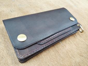 店頭品トラッカーロングウォレットA2B手染め焦げ茶