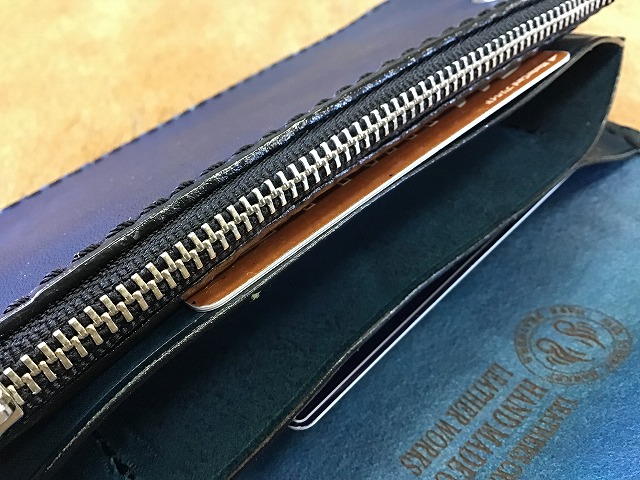 革工房ホークフェザーズ / トラッカーロングウォレットA1手染め青